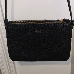black crossbody kate spade purse